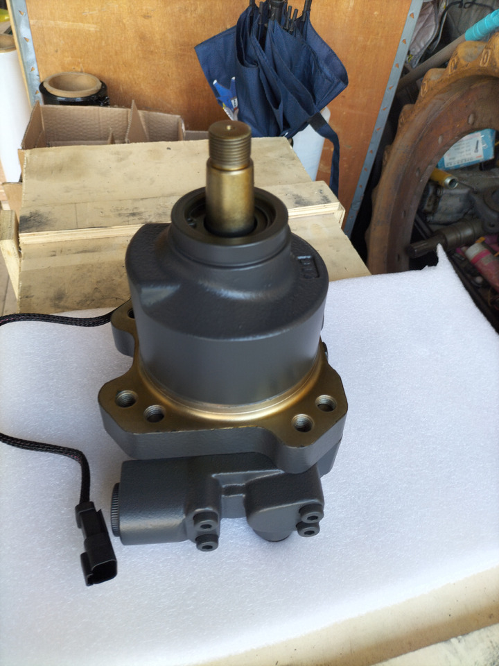 KOMATSU 708-7s-00352 - Hidraulični motor za Buldožer: slika 2 KOMATSU 708-7s-00352 - Hidraulični motor za Buldožer: slika 2