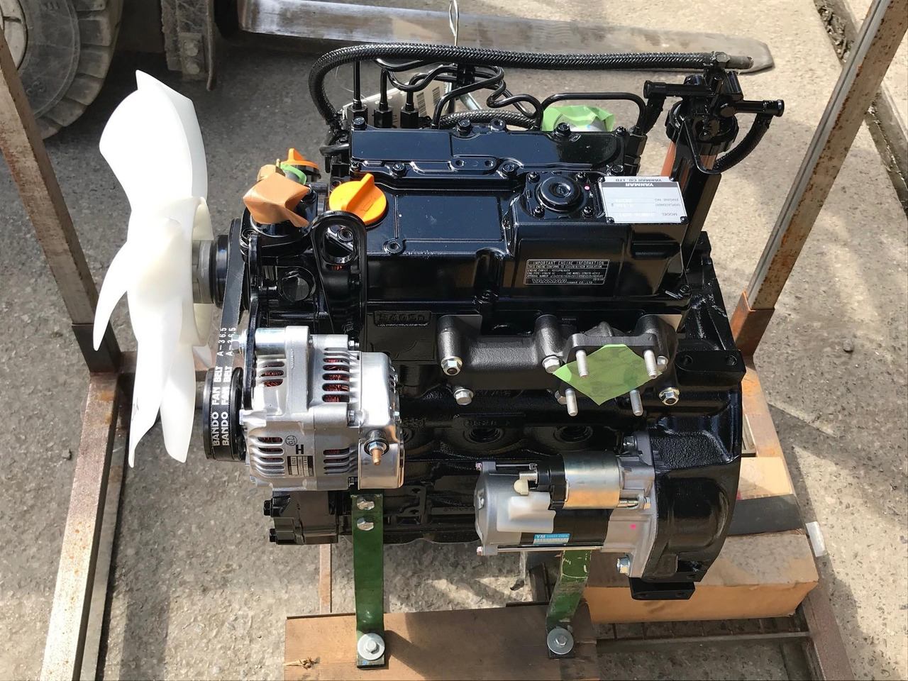 YANMAR 3TNV76 - Motor za Bager: slika 1 YANMAR 3TNV76 - Motor za Bager: slika 1