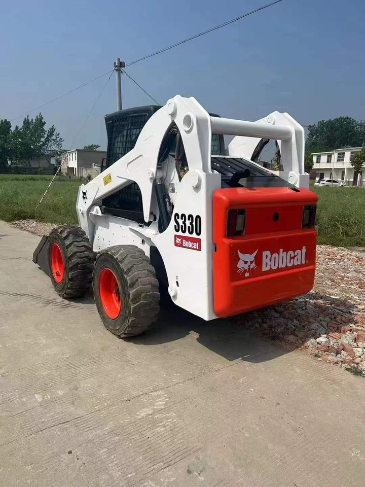 BOBCAT Used Heavy Construction Equipment bobcat S330 Second Hand Skid Steers Used Machine Hot Sale - Mini utovarivač: slika 4 BOBCAT Used Heavy Construction Equipment bobcat S330 Second Hand Skid Steers Used Machine Hot Sale - Mini utovarivač: slika 4
