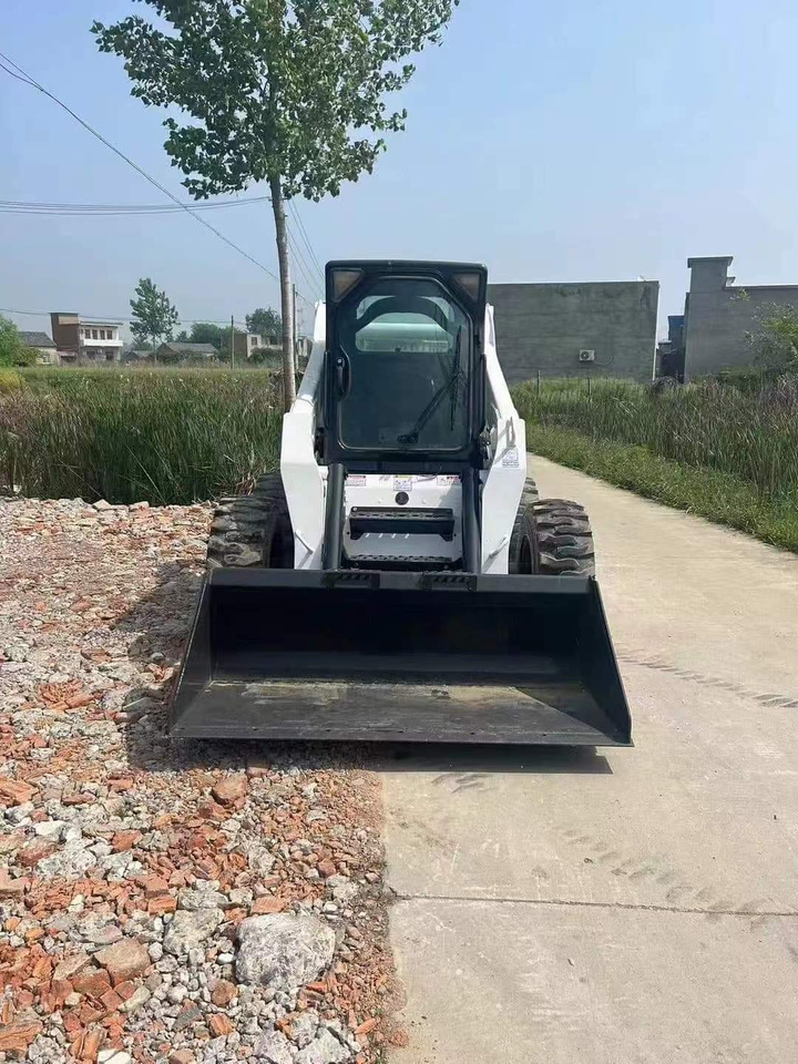 BOBCAT Used Heavy Construction Equipment bobcat S330 Second Hand Skid Steers Used Machine Hot Sale - Mini utovarivač: slika 1 BOBCAT Used Heavy Construction Equipment bobcat S330 Second Hand Skid Steers Used Machine Hot Sale - Mini utovarivač: slika 1