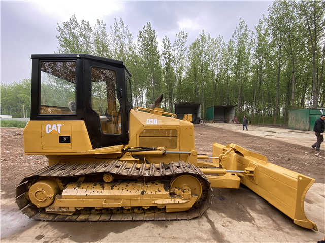 Caterpillar Used D5 Bulldozer , CAT D5g D5h D5k with Ripper , CAT D4h D5h D6h D7h - Buldožer: slika 3 Caterpillar Used D5 Bulldozer , CAT D5g D5h D5k with Ripper , CAT D4h D5h D6h D7h - Buldožer: slika 3