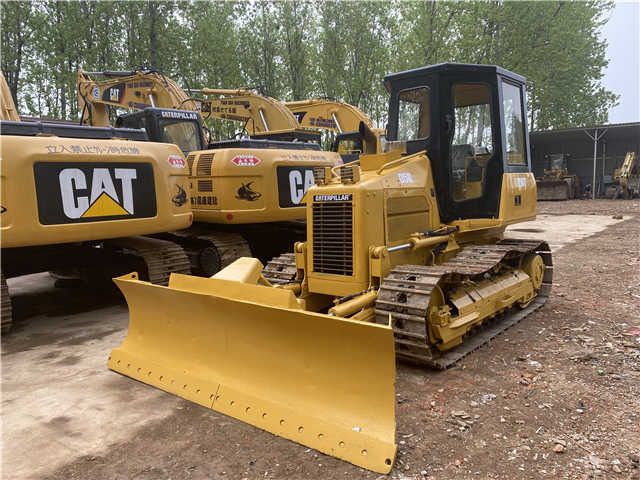 Caterpillar Used D5 Bulldozer , CAT D5g D5h D5k with Ripper , CAT D4h D5h D6h D7h - Buldožer: slika 5 Caterpillar Used D5 Bulldozer , CAT D5g D5h D5k with Ripper , CAT D4h D5h D6h D7h - Buldožer: slika 5