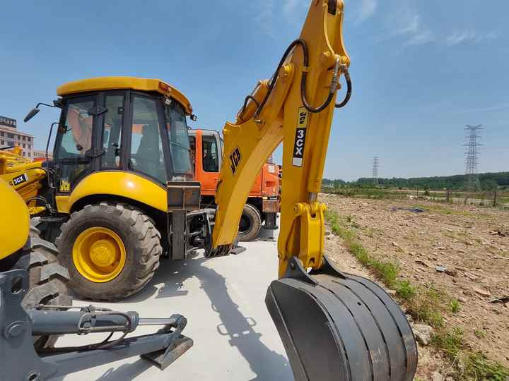 Cheap Price JCB 3CX Backhoe Loader in Excellent Condition for Sale JCB3CX JCB 4CX Available for Sale - Bager utovarivač: slika 2 Cheap Price JCB 3CX Backhoe Loader in Excellent Condition for Sale JCB3CX JCB 4CX Available for Sale - Bager utovarivač: slika 2