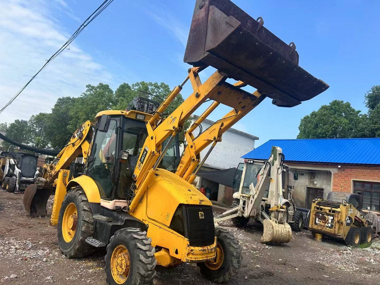 Good Condition Used Backhoe JCB 3CX - Bager utovarivač: slika 2 Good Condition Used Backhoe JCB 3CX - Bager utovarivač: slika 2