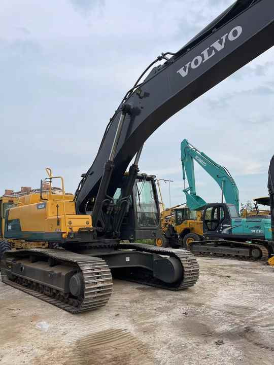 Good Condition VOLVO EC480DL Excavator Low Price Large Hydraulic Crawler Excavator volvo 480dl for Sale - Bager guseničar: slika 4 Good Condition VOLVO EC480DL Excavator Low Price Large Hydraulic Crawler Excavator volvo 480dl for Sale - Bager guseničar: slika 4
