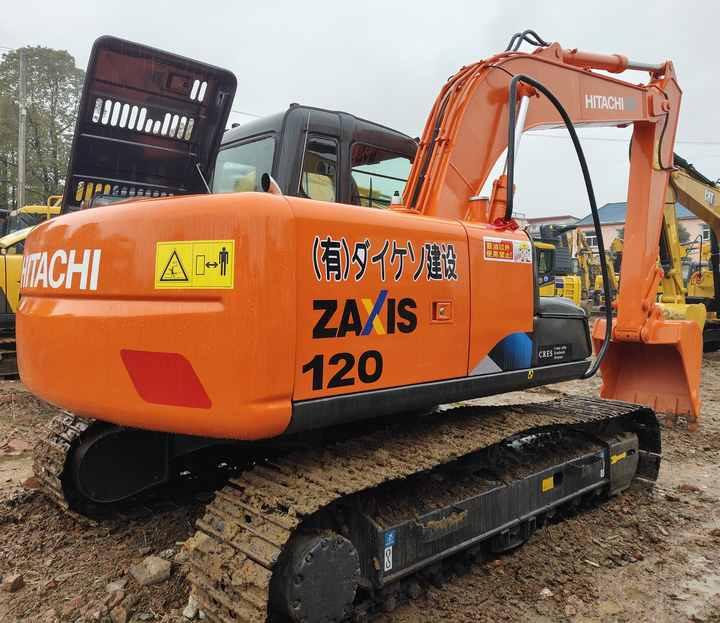 Original Hitachi ZX120 Crawler Excavator Low Hours Perfect for Various Projects Available Used Excavators for Sale - Bager guseničar: slika 3 Original Hitachi ZX120 Crawler Excavator Low Hours Perfect for Various Projects Available Used Excavators for Sale - Bager guseničar: slika 3