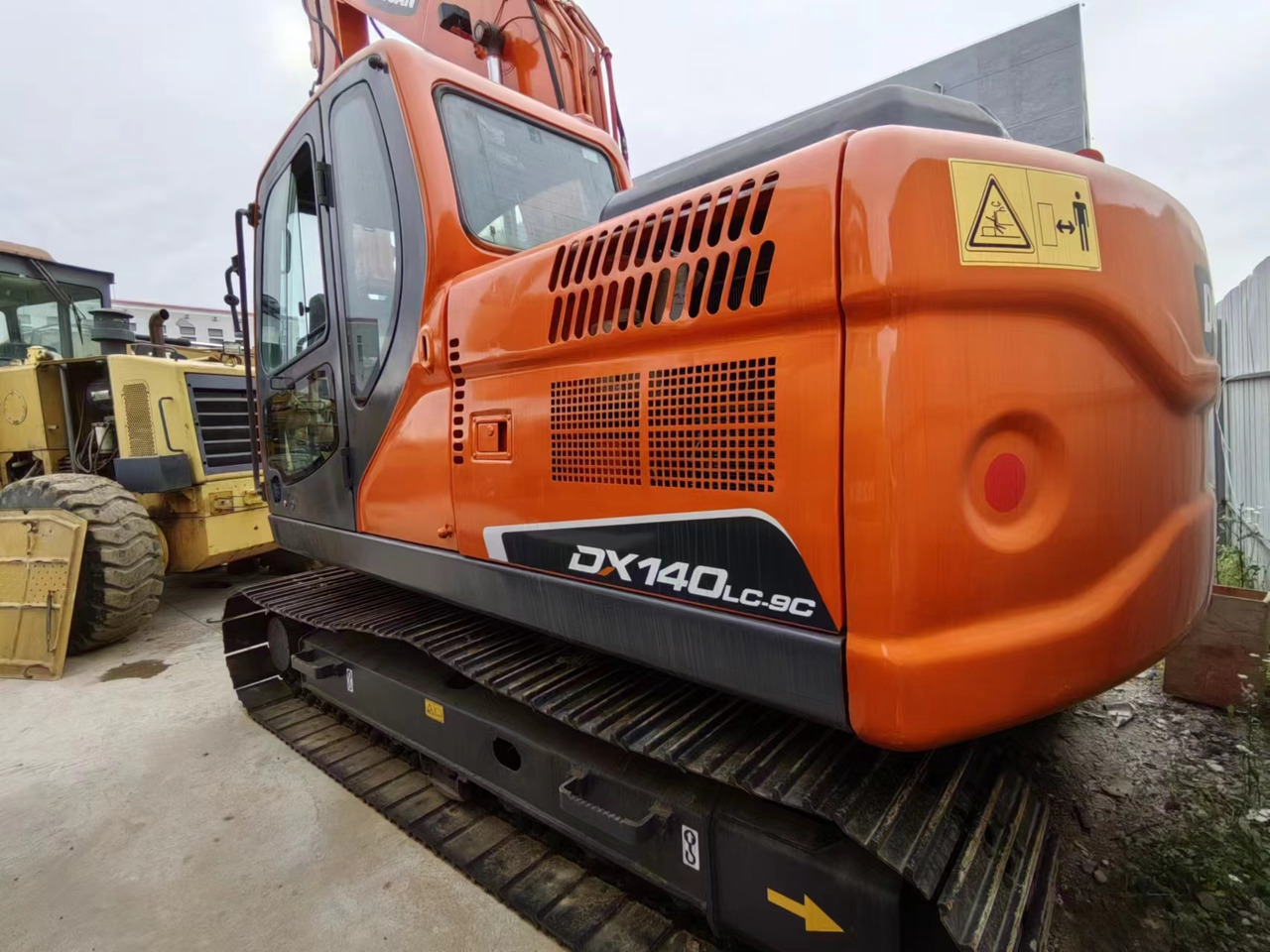 Second hand used hotsale DOOSAN DX140LC-9C - Bager guseničar: slika 5 Second hand used hotsale DOOSAN DX140LC-9C - Bager guseničar: slika 5