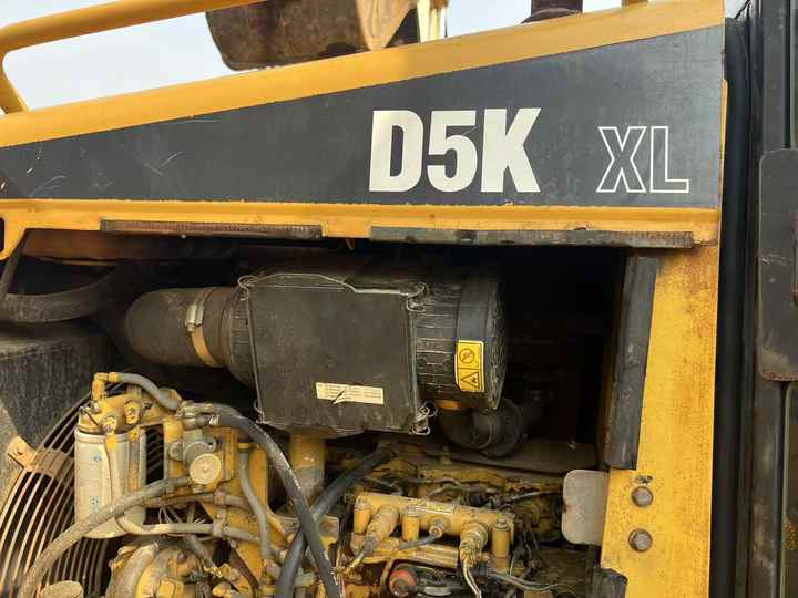 Used Cat Mini Bulldozer D5k Cat Dozers - Buldožer: slika 3 Used Cat Mini Bulldozer D5k Cat Dozers - Buldožer: slika 3