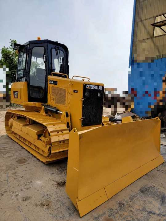 Used Caterpillar Bulldozer Used CatD5K Bulldozer Very Good Condition for Sale - Buldožer: slika 3 Used Caterpillar Bulldozer Used CatD5K Bulldozer Very Good Condition for Sale - Buldožer: slika 3