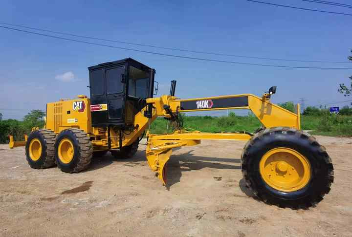 Used Caterpillar CAT 140k Land Road Motor Grader CAT140k Used Grader Cheap Price for Sale - Grejder: slika 4 Used Caterpillar CAT 140k Land Road Motor Grader CAT140k Used Grader Cheap Price for Sale - Grejder: slika 4