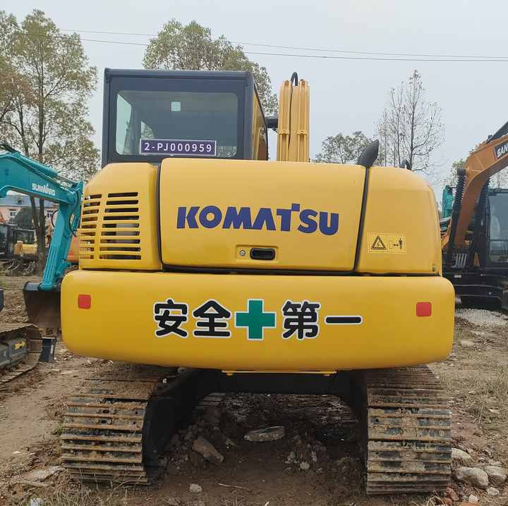 Used Heavy Machinery Komatsu PC70-8 Digger Cheap for Sale - Bager guseničar: slika 5 Used Heavy Machinery Komatsu PC70-8 Digger Cheap for Sale - Bager guseničar: slika 5