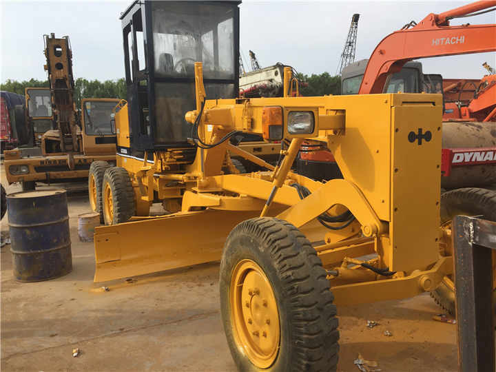 Used Komatsu GD305 Motor Grader Cheap Price Komatsu Road Grader GD305 Good Condition in China - Grejder: slika 5 Used Komatsu GD305 Motor Grader Cheap Price Komatsu Road Grader GD305 Good Condition in China - Grejder: slika 5