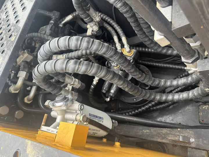 Used Original Volvo EC140 Excavator on Sale - Bager guseničar: slika 2 Used Original Volvo EC140 Excavator on Sale - Bager guseničar: slika 2