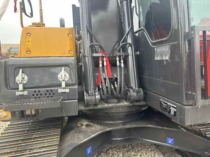 Used Original Volvo EC140 Excavator on Sale - Bager guseničar: slika 3 Used Original Volvo EC140 Excavator on Sale - Bager guseničar: slika 3