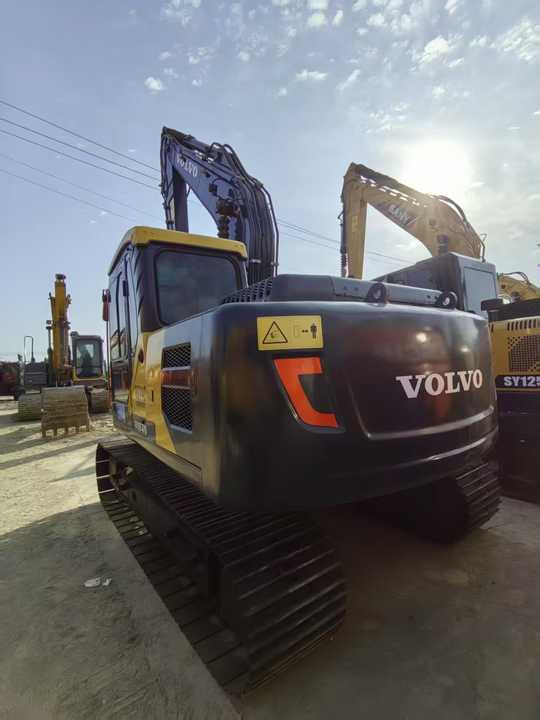 Used Volvo 14 tonne crawler excavator Volvo ec140 excavator powerful low price good quality for sale - Bager guseničar: slika 4 Used Volvo 14 tonne crawler excavator Volvo ec140 excavator powerful low price good quality for sale - Bager guseničar: slika 4