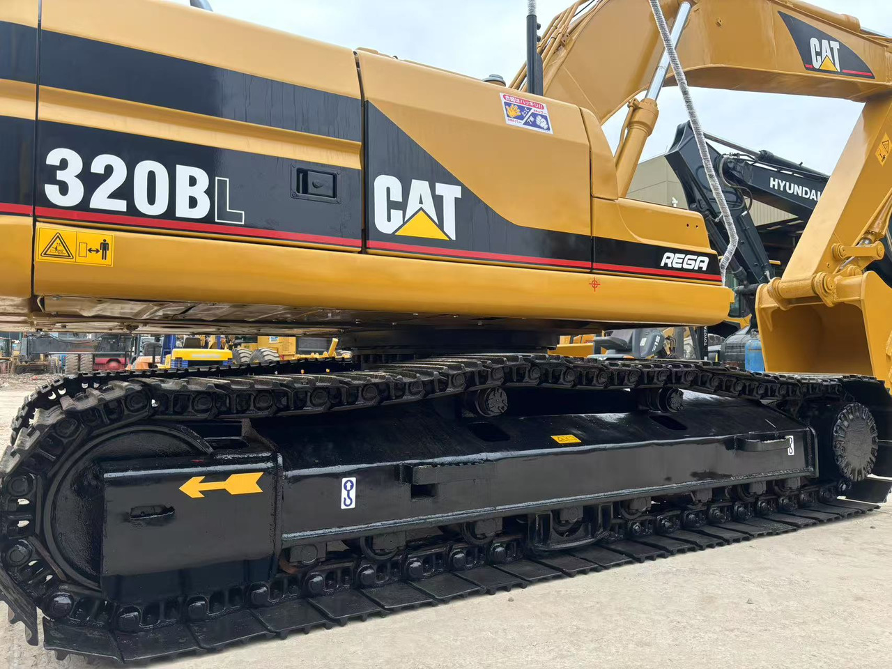 CATERPILLAR 320B - Bager guseničar: slika 4 CATERPILLAR 320B - Bager guseničar: slika 4