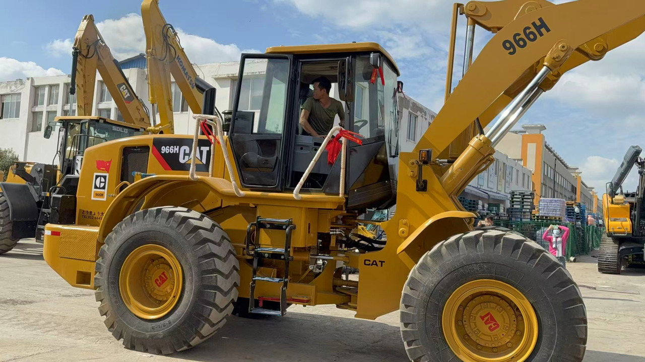 CATERPILLAR 966H - Utovarivač točkaš: slika 3 CATERPILLAR 966H - Utovarivač točkaš: slika 3