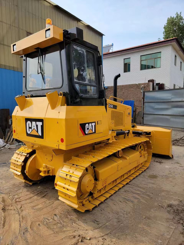 CATERPILLAR D5K - Buldožer: slika 4 CATERPILLAR D5K - Buldožer: slika 4