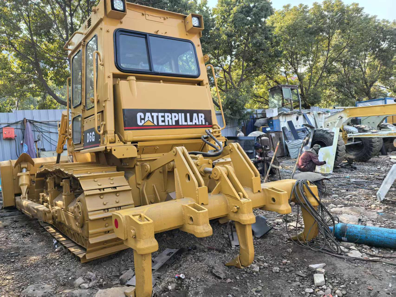 CATERPILLAR D6G - Buldožer: slika 1 CATERPILLAR D6G - Buldožer: slika 1