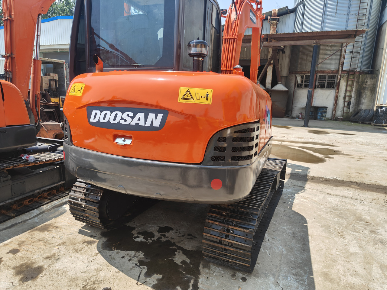 DOOSAN DH60-7 - Bager guseničar: slika 3 DOOSAN DH60-7 - Bager guseničar: slika 3