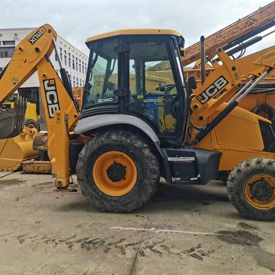 JCB 3CX - Bager utovarivač: slika 2 JCB 3CX - Bager utovarivač: slika 2