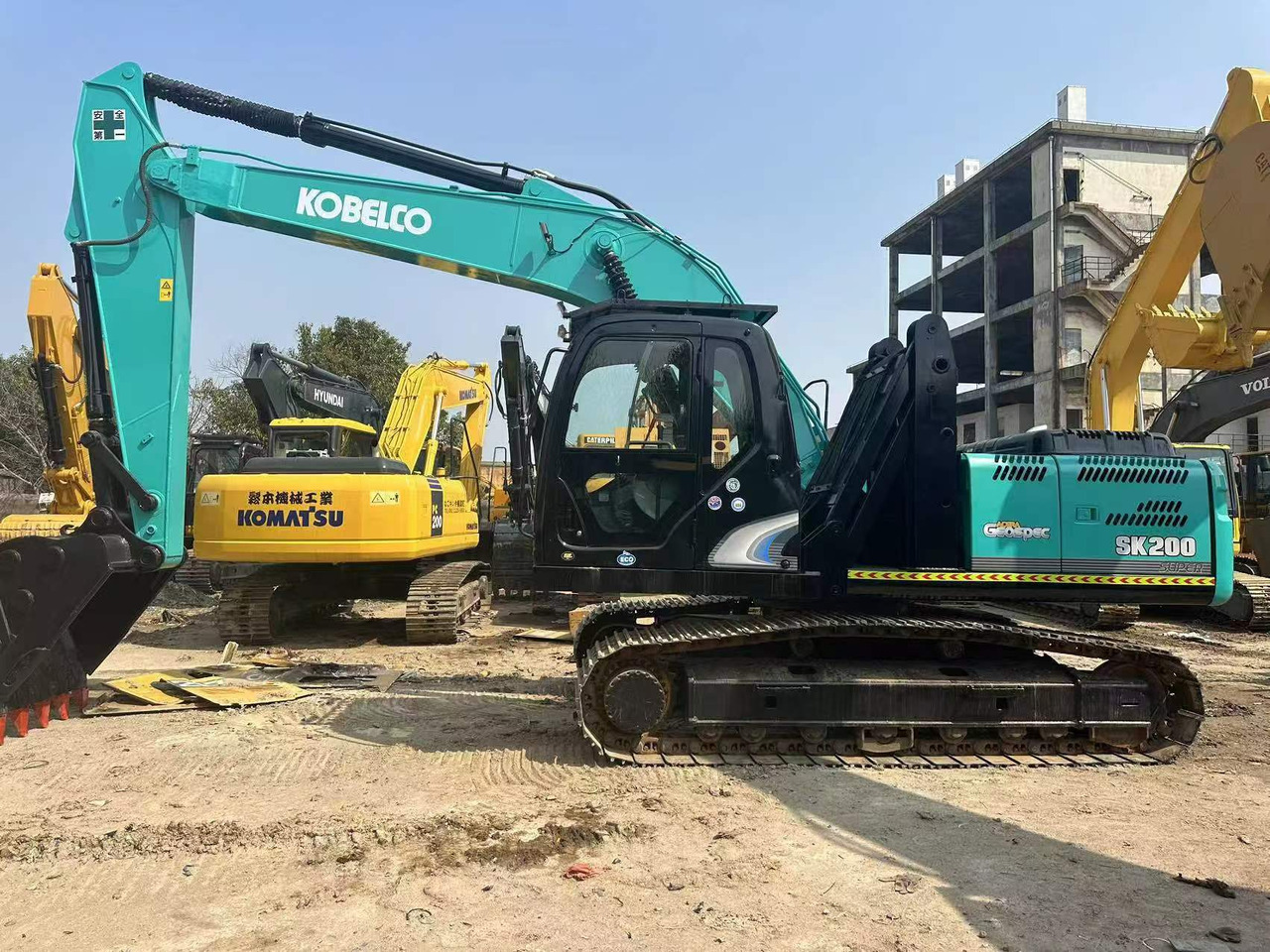 KOBELCO SK200-8 - Mini bager: slika 1 KOBELCO SK200-8 - Mini bager: slika 1