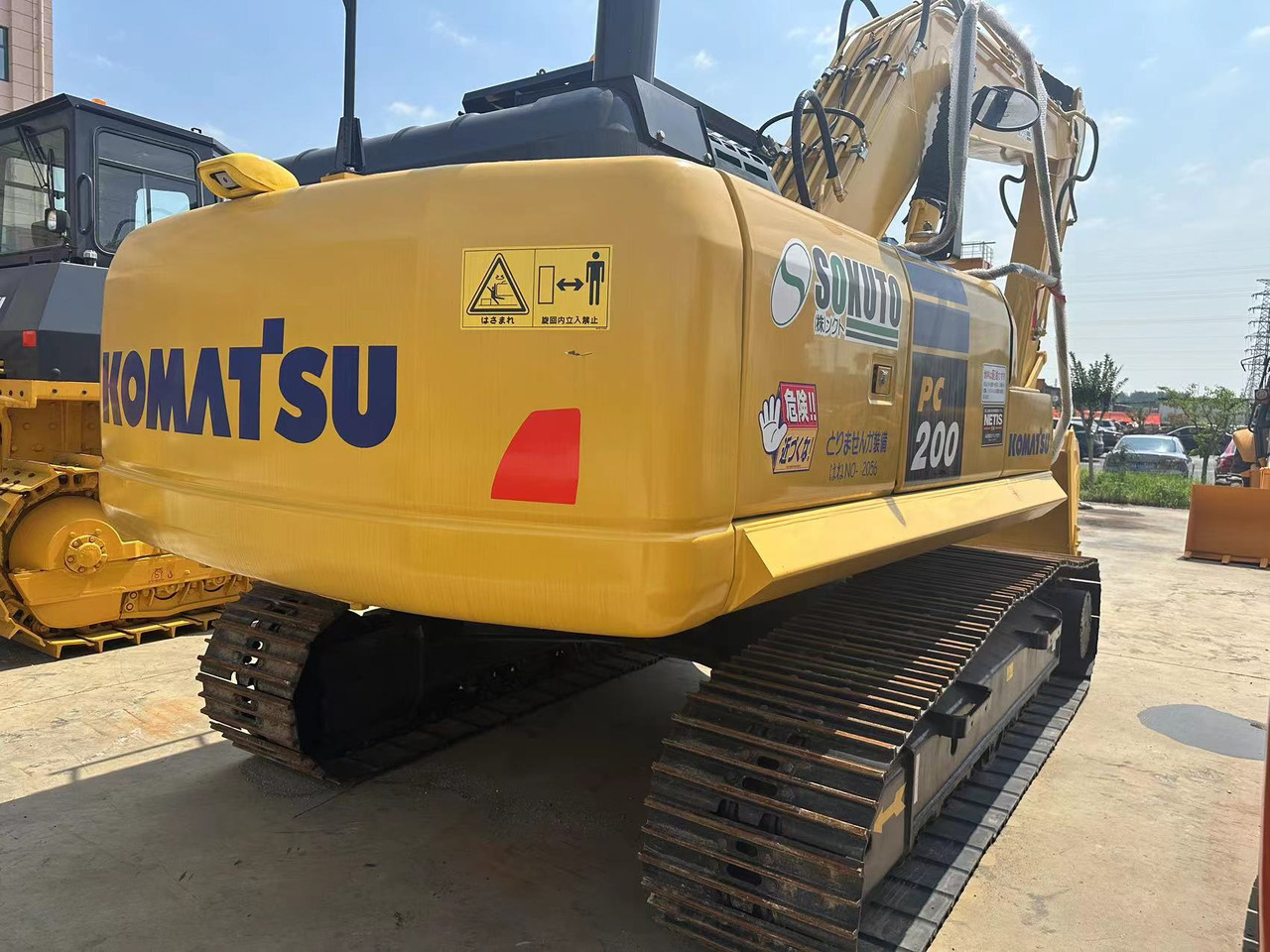 KOMATSU PC200-8N1 - Bager guseničar: slika 4 KOMATSU PC200-8N1 - Bager guseničar: slika 4