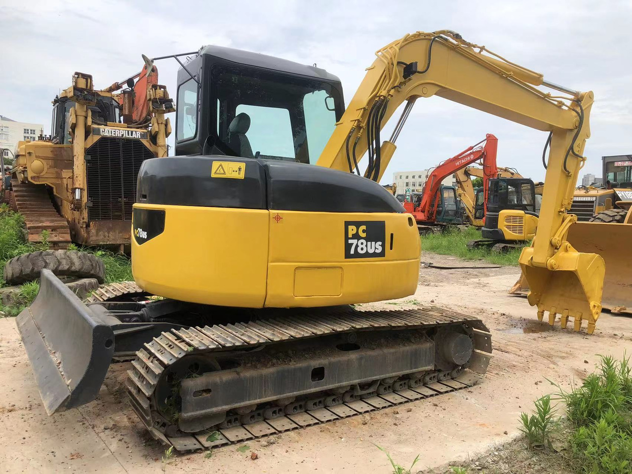 KOMATSU PC70-8 - Mini bager: slika 1 KOMATSU PC70-8 - Mini bager: slika 1