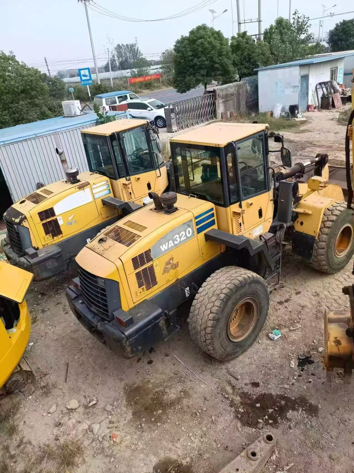 KOMATSU WA320-5 - Utovarivač točkaš: slika 2 KOMATSU WA320-5 - Utovarivač točkaš: slika 2