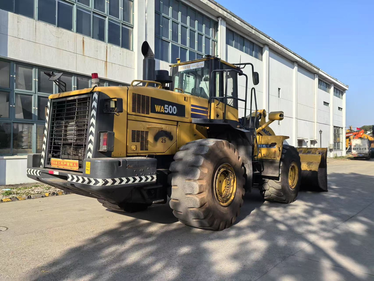 KOMATSU WA500-6 - Utovarivač točkaš: slika 5 KOMATSU WA500-6 - Utovarivač točkaš: slika 5
