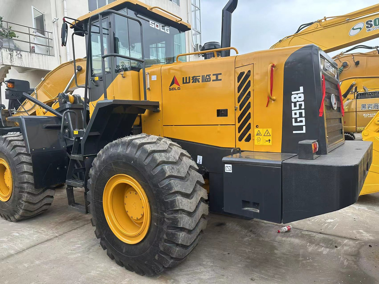 SDLG LG958F - Utovarivač točkaš: slika 1 SDLG LG958F - Utovarivač točkaš: slika 1