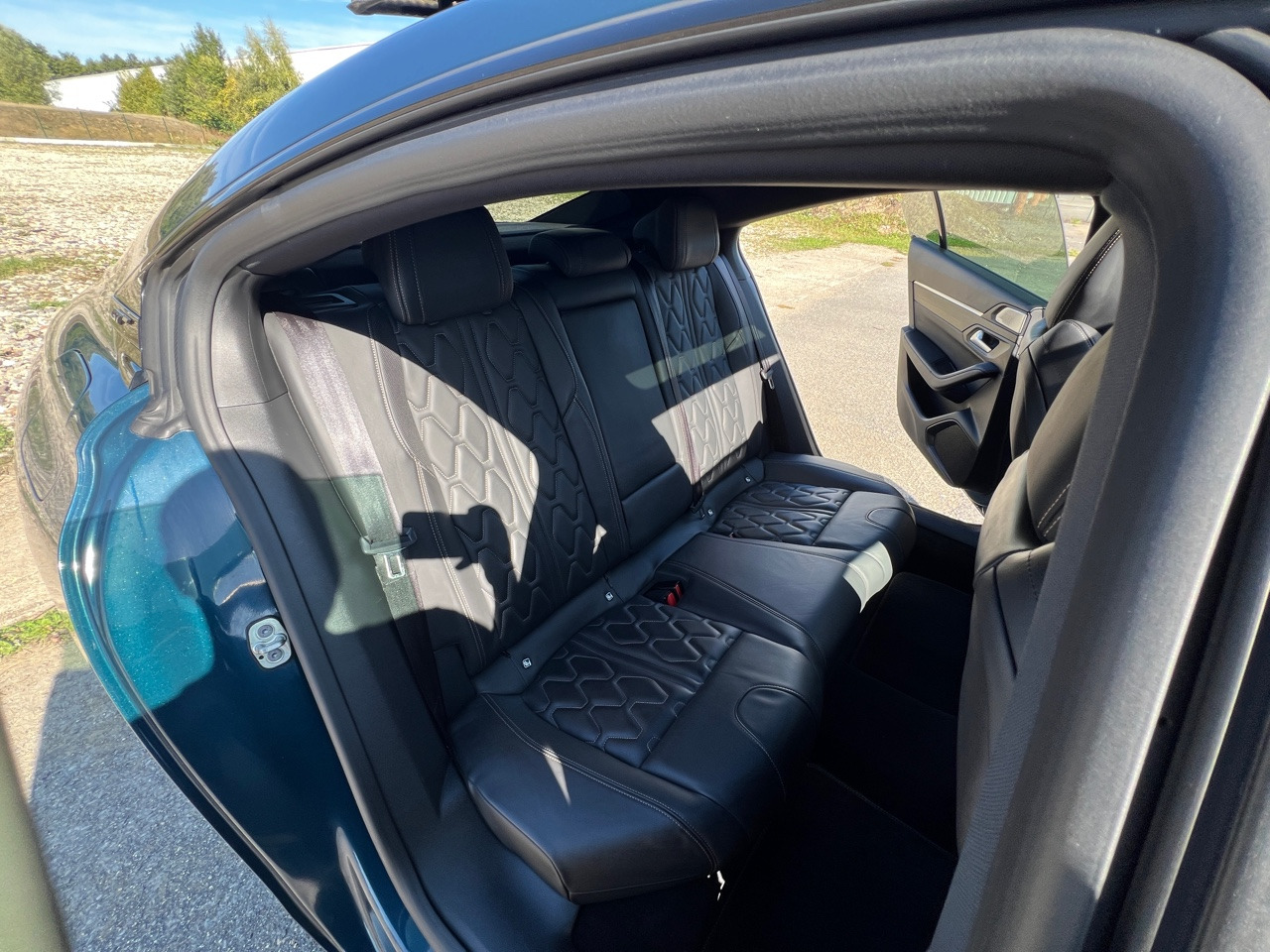 PEUGEOT 508 BlueHDi 180 ch S&S EAT8 GT - Limuzina: slika 5 PEUGEOT 508 BlueHDi 180 ch S&S EAT8 GT - Limuzina: slika 5