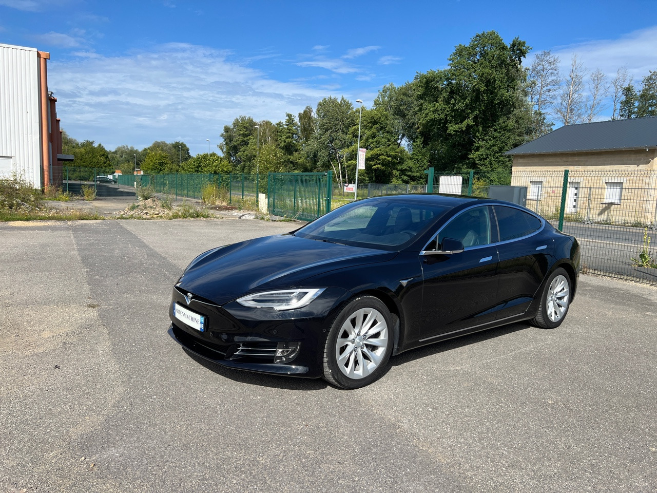 TESLA Model S 75D - Autopilot Amélioré – Phase 2 - Garantie - Limuzina: slika 1 TESLA Model S 75D - Autopilot Amélioré – Phase 2 - Garantie - Limuzina: slika 1