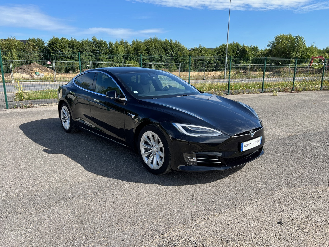 TESLA Model S 75D - Autopilot Amélioré – Phase 2 - Garantie - Limuzina: slika 4 TESLA Model S 75D - Autopilot Amélioré – Phase 2 - Garantie - Limuzina: slika 4