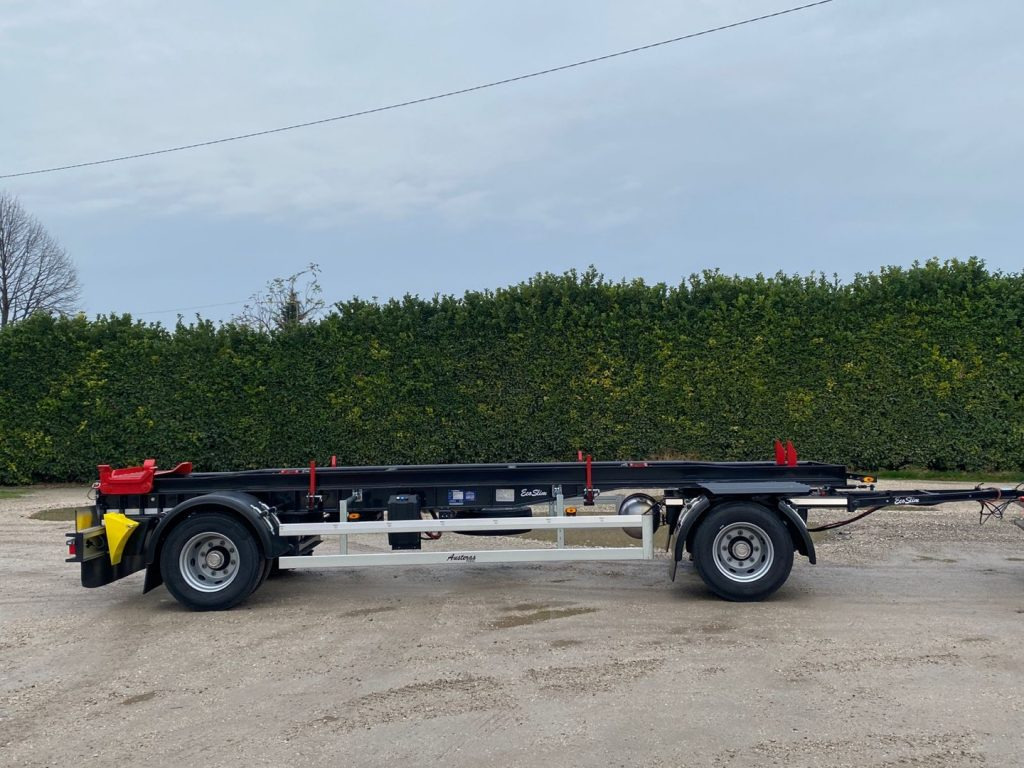 AUSTERAS RIMORCHIO NUOVO AUSTERAS SCARRABILE PNEUMATICO - Abrol/ Autopodizač prikolica: slika 5 AUSTERAS RIMORCHIO NUOVO AUSTERAS SCARRABILE PNEUMATICO - Abrol/ Autopodizač prikolica: slika 5