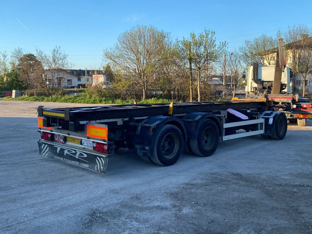 CARDI RIMORCHIO CARDI SCARRABILE RIBALTABILE PNEUMATICO - Abrol/ Autopodizač prikolica: slika 4 CARDI RIMORCHIO CARDI SCARRABILE RIBALTABILE PNEUMATICO - Abrol/ Autopodizač prikolica: slika 4