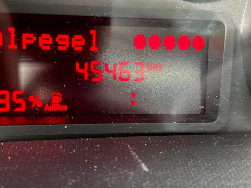 Dostavno vozilo kiper IVECO DAILY 35.140 RIBALTABILE: slika 10 Dostavno vozilo kiper IVECO DAILY 35.140 RIBALTABILE: slika 10