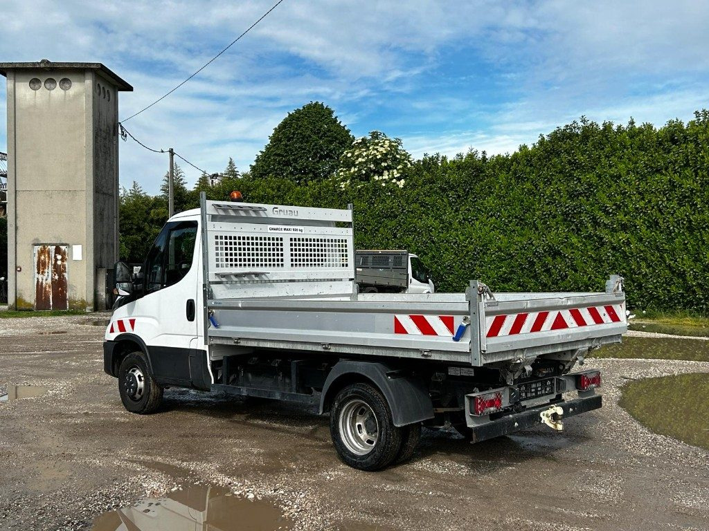 IVECO DAILY 35.140 RIBALTABILE - Dostavno vozilo kiper: slika 3 IVECO DAILY 35.140 RIBALTABILE - Dostavno vozilo kiper: slika 3