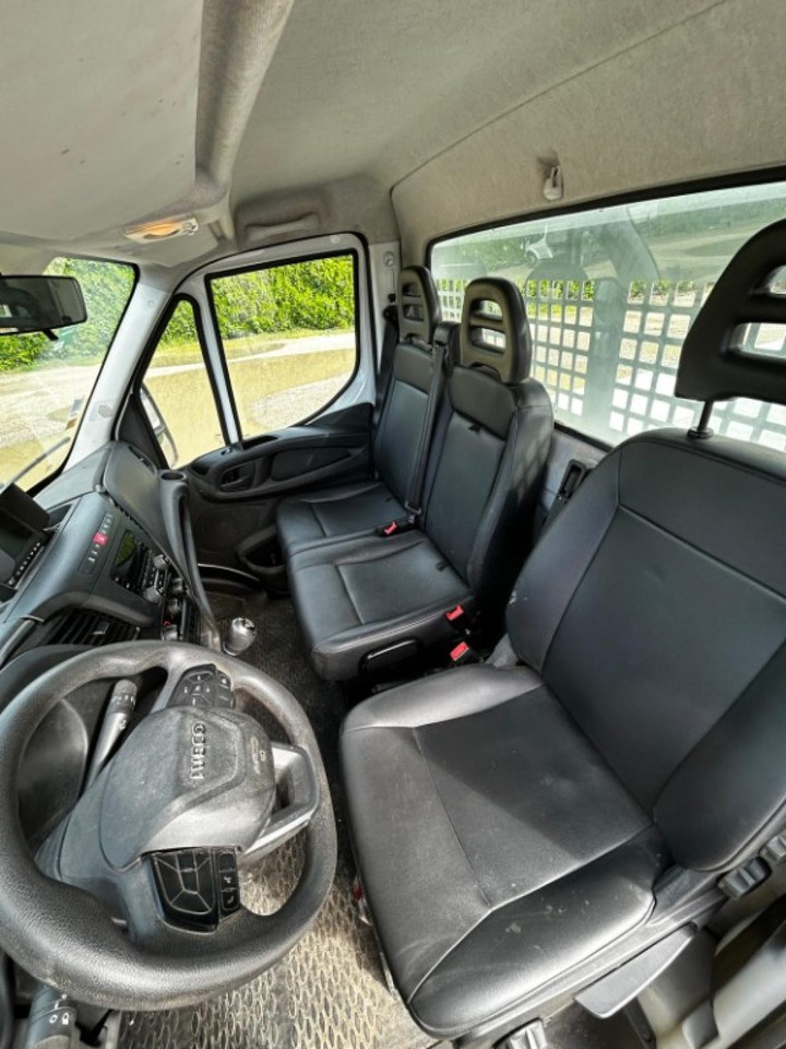 Dostavno vozilo kiper IVECO DAILY 35.140 RIBALTABILE: slika 9 Dostavno vozilo kiper IVECO DAILY 35.140 RIBALTABILE: slika 9