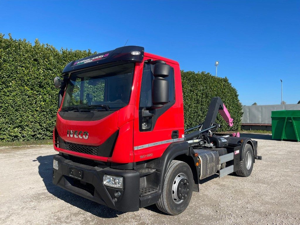 IVECO EUROCARGO 160E SCARRABILE - Kamion sa hidrauličnom kukom: slika 1 IVECO EUROCARGO 160E SCARRABILE - Kamion sa hidrauličnom kukom: slika 1