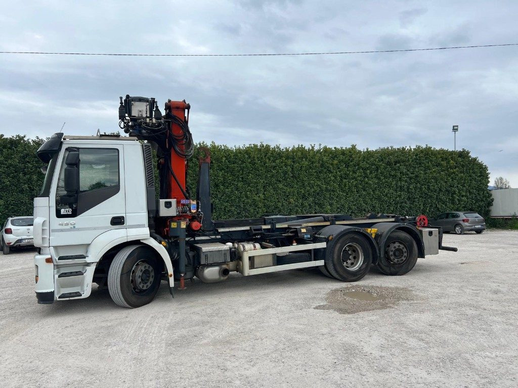 IVECO STRALIS 260E45 SCARRABILE - Kamion sa hidrauličnom kukom: slika 2 IVECO STRALIS 260E45 SCARRABILE - Kamion sa hidrauličnom kukom: slika 2