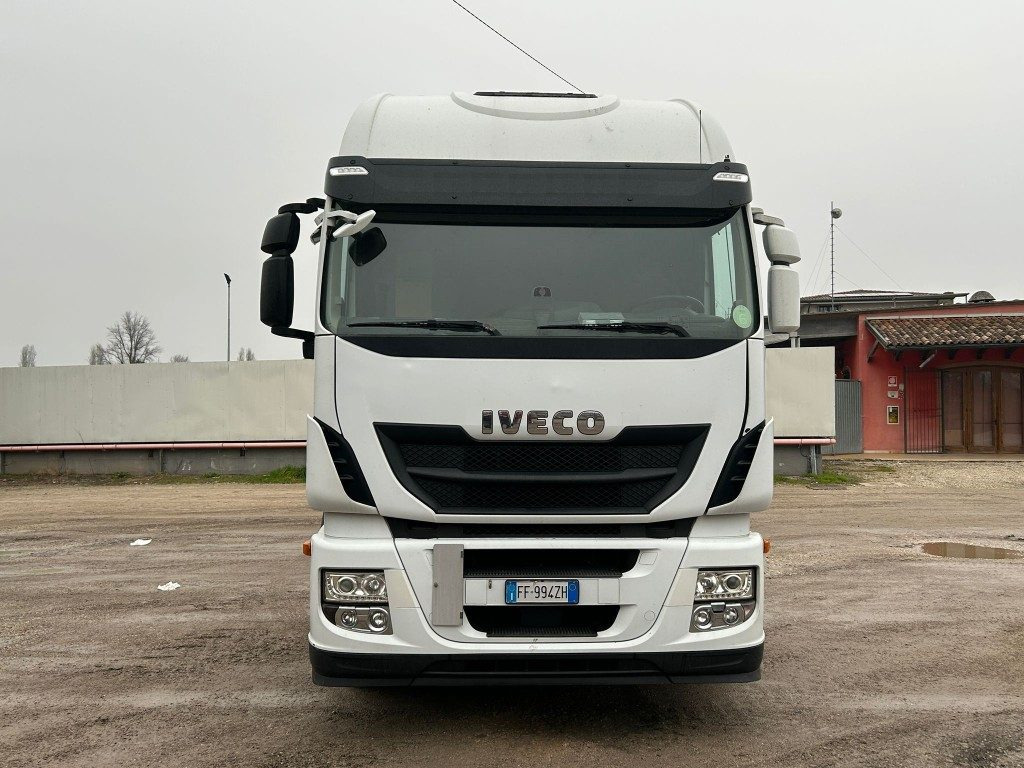 IVECO STRALIS 500 USATO SCARRABILE - Kamion sa hidrauličnom kukom: slika 2 IVECO STRALIS 500 USATO SCARRABILE - Kamion sa hidrauličnom kukom: slika 2