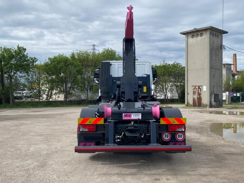 IVECO X-WAY AD280X48Y NUOVO SCARRABILE PASSO 3120 - Kamion sa hidrauličnom kukom: slika 3 IVECO X-WAY AD280X48Y NUOVO SCARRABILE PASSO 3120 - Kamion sa hidrauličnom kukom: slika 3