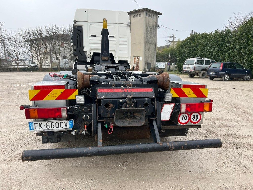 MAN TGX 26.500 USATO SCARRABILE 6X2 - Kamion sa hidrauličnom kukom: slika 4 MAN TGX 26.500 USATO SCARRABILE 6X2 - Kamion sa hidrauličnom kukom: slika 4