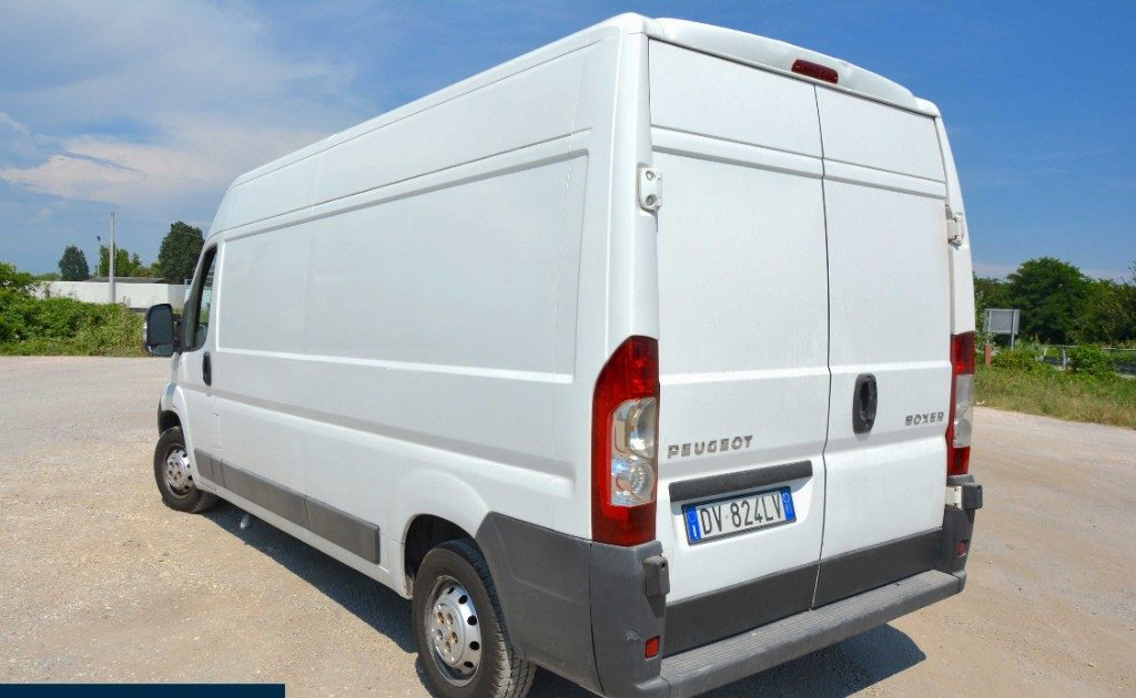 PEUGEOT FURGONE PEUGEOT - Furgon: slika 5 PEUGEOT FURGONE PEUGEOT - Furgon: slika 5