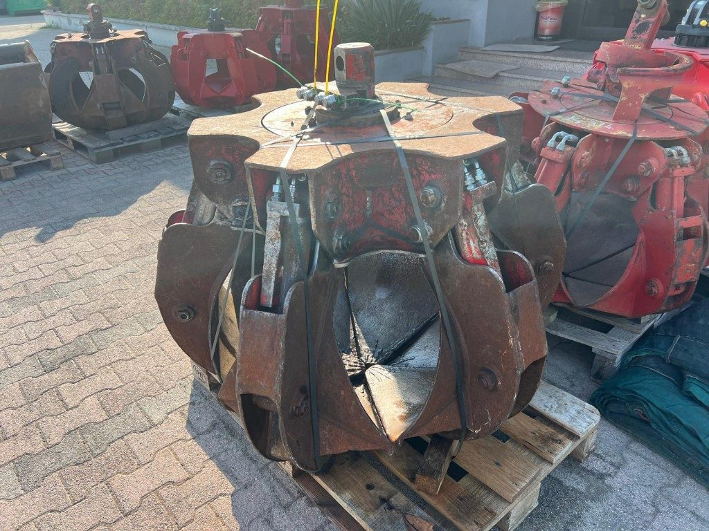 POLIPO USATO ROZZI A 6 PALE CON ROTORE - Kuka: slika 1 POLIPO USATO ROZZI A 6 PALE CON ROTORE - Kuka: slika 1