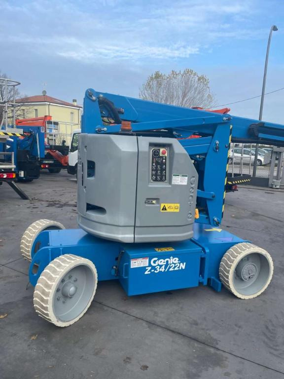 Genie Z34/22N - Zglobna platforma: slika 2 Genie Z34/22N - Zglobna platforma: slika 2