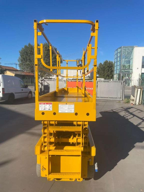 Haulotte COMPACT 10N - Lift u obliku makaza: slika 5 Haulotte COMPACT 10N - Lift u obliku makaza: slika 5