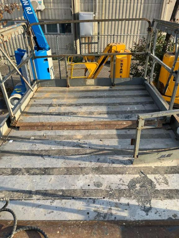 JLG 4394RT - Lift u obliku makaza: slika 4 JLG 4394RT - Lift u obliku makaza: slika 4