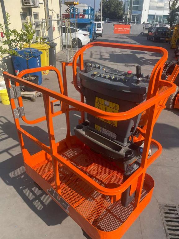 Zglobna platforma JLG E300AJP: slika 6 Zglobna platforma JLG E300AJP: slika 6